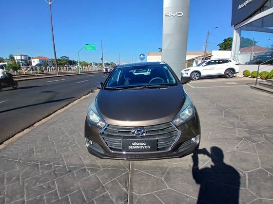 HYUNDAI HB20 1.6 COMFORT PLUS 16V FLEX 4P AUTOMÁTICO